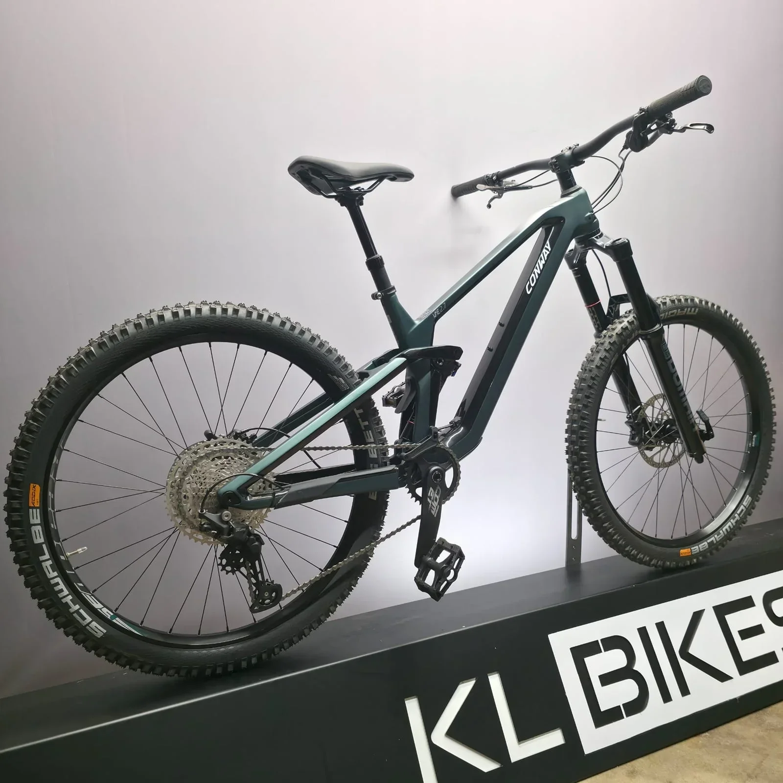 4673ce47-56a1-4ea2-9b47-e8b5f41b678b_1789476802905-8509be2c-e977-4f39-89d0-908f525dc562-3295656d-0a1e-458f-8d26-f997e5ab0d2e.webp