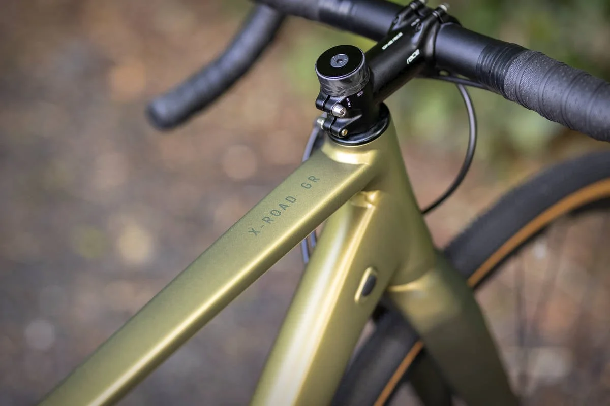 x-road-comp-gr-matte-olive-metallic-3-5419a455-76f0-430e-8d32-419b23edee6e.webp